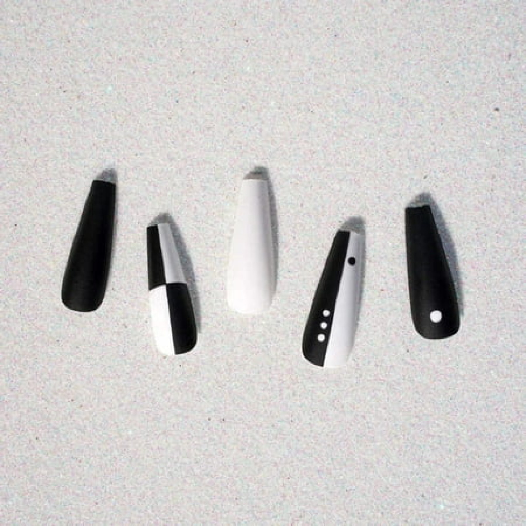 Ebin Nail Chic #04