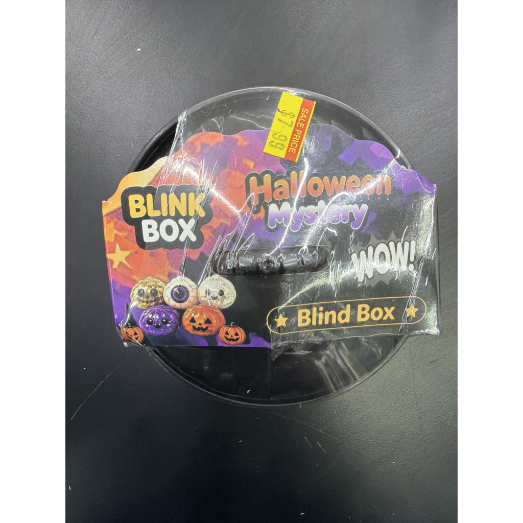 HALLOWEEN BLIND BOX