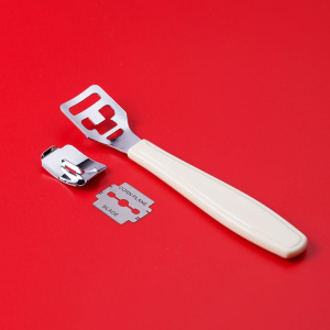 RED by KISS Callus Remover