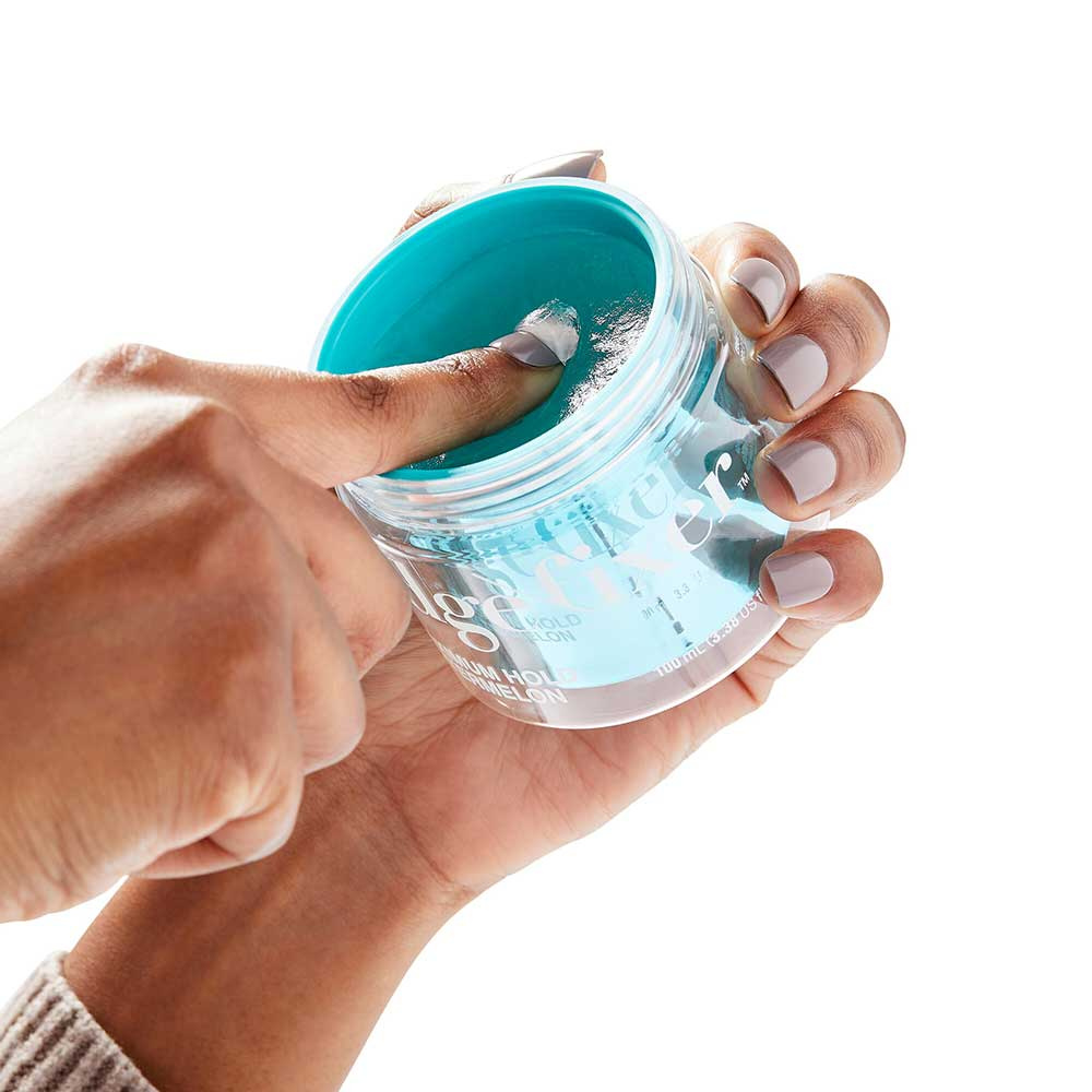 red-by-kiss-edge-fixer-24-hour-edge-control-wax-938733